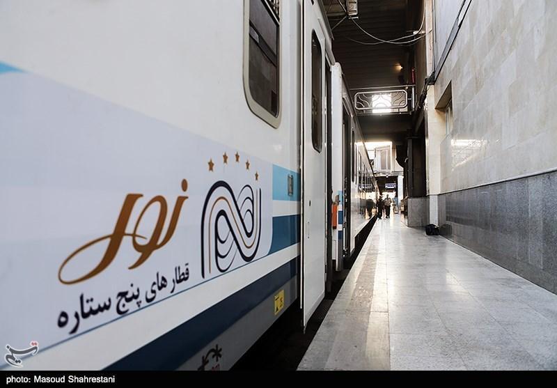 حضور قطار پنج ستاره نور در سیزدهمین نمایشگاه بین المللی حضور قطار پنج ستاره نور در سیزدهمین نمایشگاه بین المللی گردشگری تهران