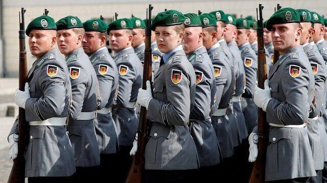 آلمان جایگزینی نظامیانش در عراق را به حالت تعلیق درآورد