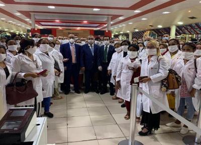 خبرنگاران گروه 300 نفره پزشکان و پرستاران کوبایی وارد کویت شدند