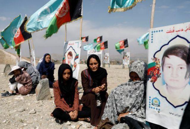 خبرنگاران مطالبه آنالیز حقوق قربانیان خشونت افغانستان در مذاکرات صلح قطر