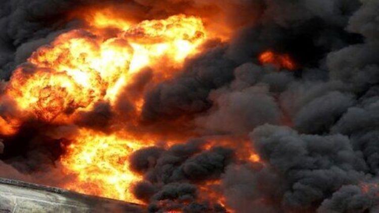 انفجار مخزن یک کارخانه در چناران یک کشته و 13 مجروح برجا گذاشت