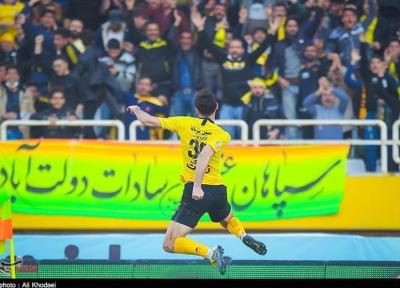 ولسیانی با سپاهان تمدید کرد