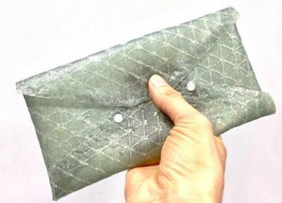 تبدیل ابریشم به چرم قابل بازیافت با چاپگر سه بعدی