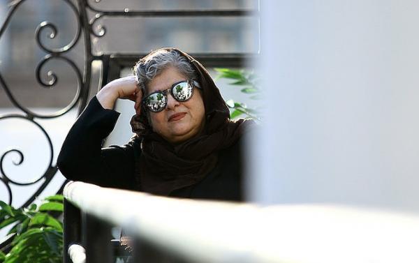 فرشته طائرپور برای ساخت نطق نویس مجوز گرفت فرشته طائرپور برای ساخت نطق نویس مجوز گرفت