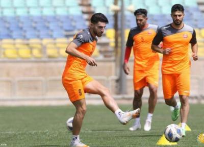 یک پرسپولیسی به فروش می رسد