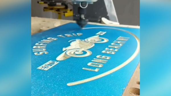 فیلمی جالب از حکاکی روی چوب با استفاده از فرز CNC فیلمی جالب از حکاکی روی چوب با استفاده از فرز CNC