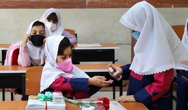وزیر بهداشت: دانش آموزان واکسن نزده مدرسه نروند