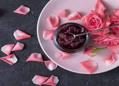 طرز تهیه مربای گل محمدی خشک با گردو ؛ خوش رنگ و حرفه ای در خانه